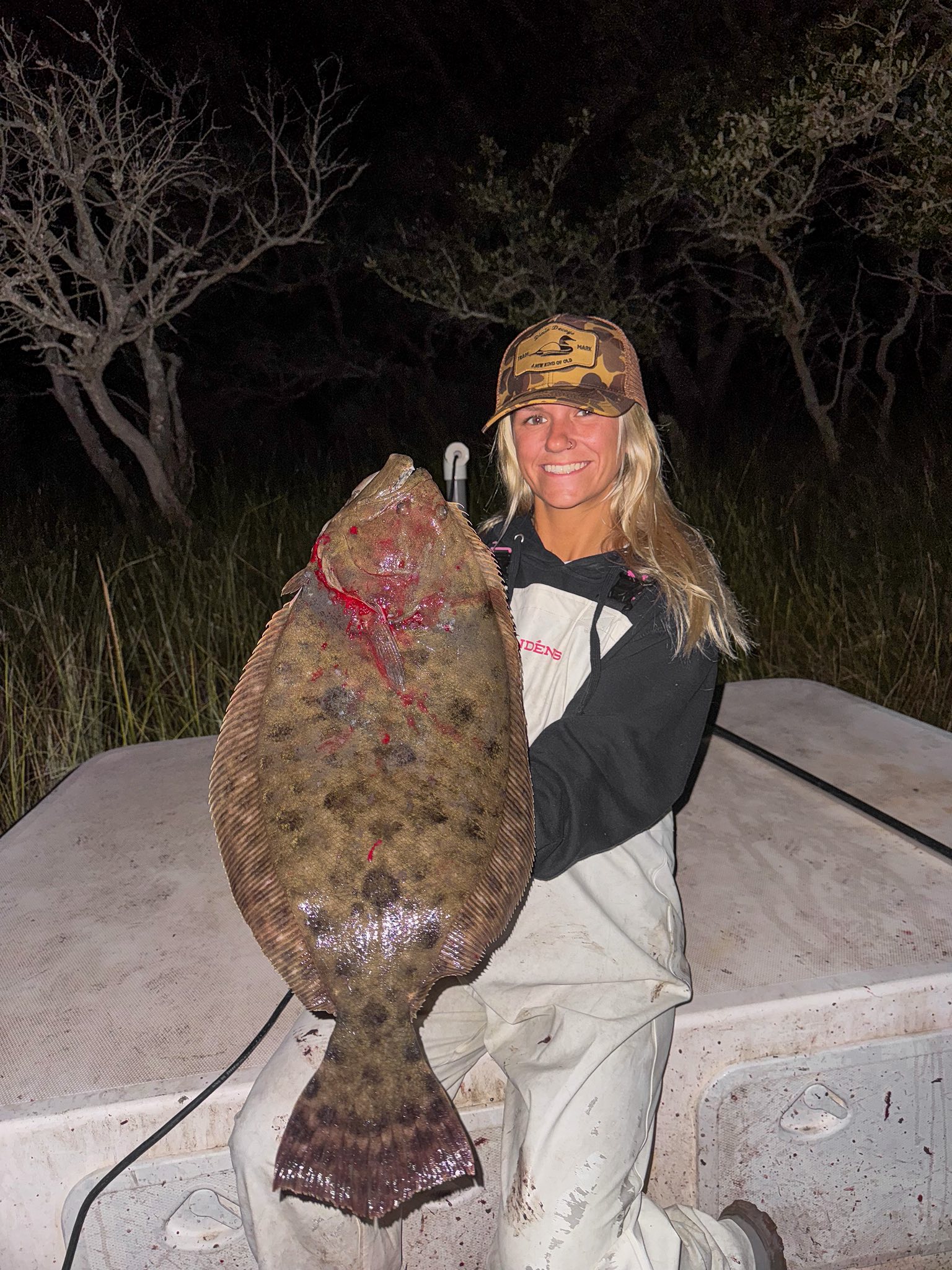 Rhiannon O'meara, Thirsty Surfer